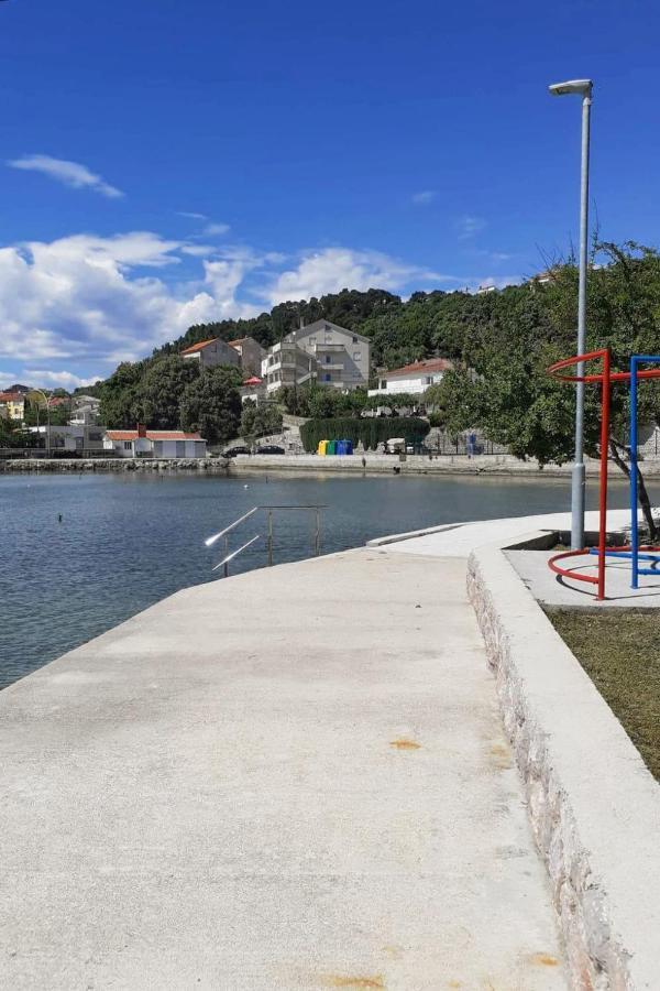 Apartments By The Sea Kampor, Rab - 4986 Exteriör bild